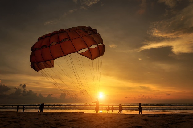 Parasailing in Dapoli